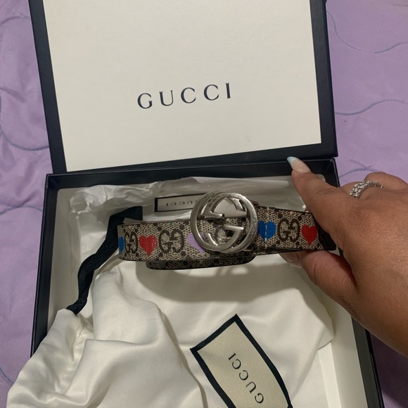 Like new Gucci little girl belt size Large - Picture 4 of 5